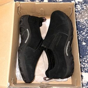 Merrell Men's Jungle Leather Slip-On Shoe Size 6.5 NEW